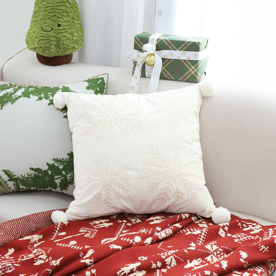 SOGA 45cm Throw Pillow White Soft Plush Christmas Snowflake Ball Square For festive Holiday